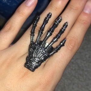 Skeleton ring